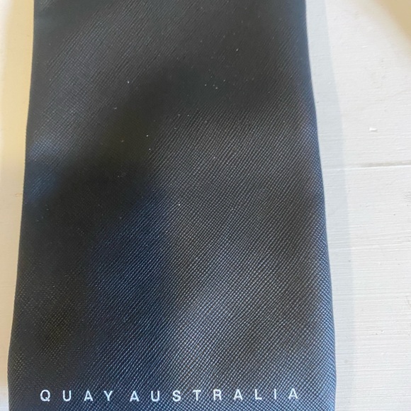 Quay Australia Polarized sunglasses - Picture 2 of 8